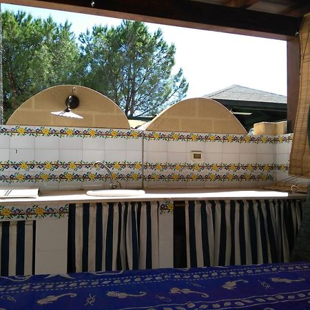 Villa Al Mare Baia Emiri Mazzaforno เชฟาลู ภายนอก รูปภาพ