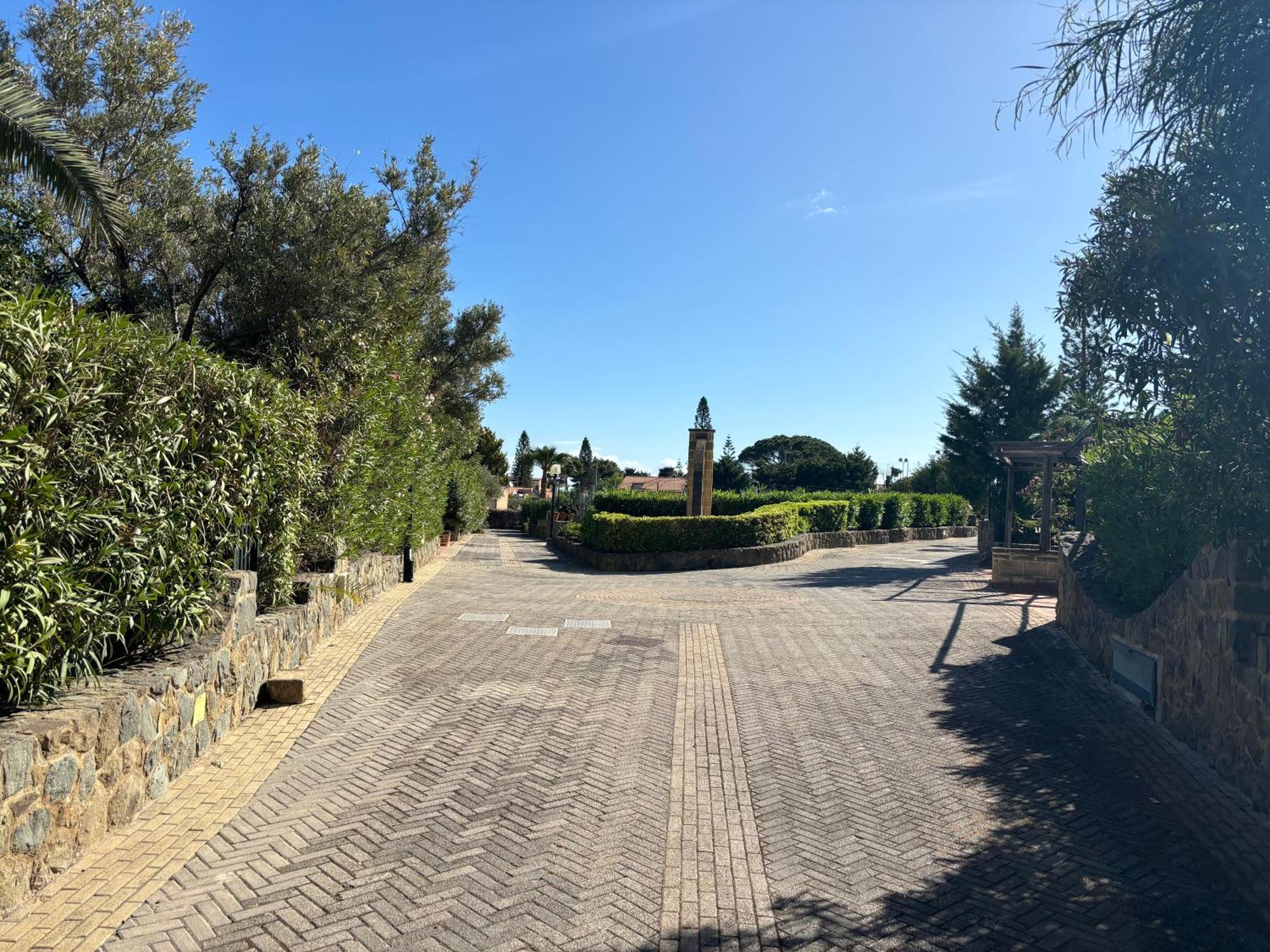 Villa Al Mare Baia Emiri Mazzaforno เชฟาลู ภายนอก รูปภาพ